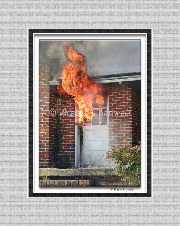 FR-DP-0056-6022 FLAMES AND DOOR