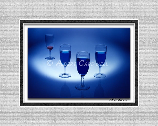 MP-5017-A-6 WINE GLASES 3 BLUE 1 RED